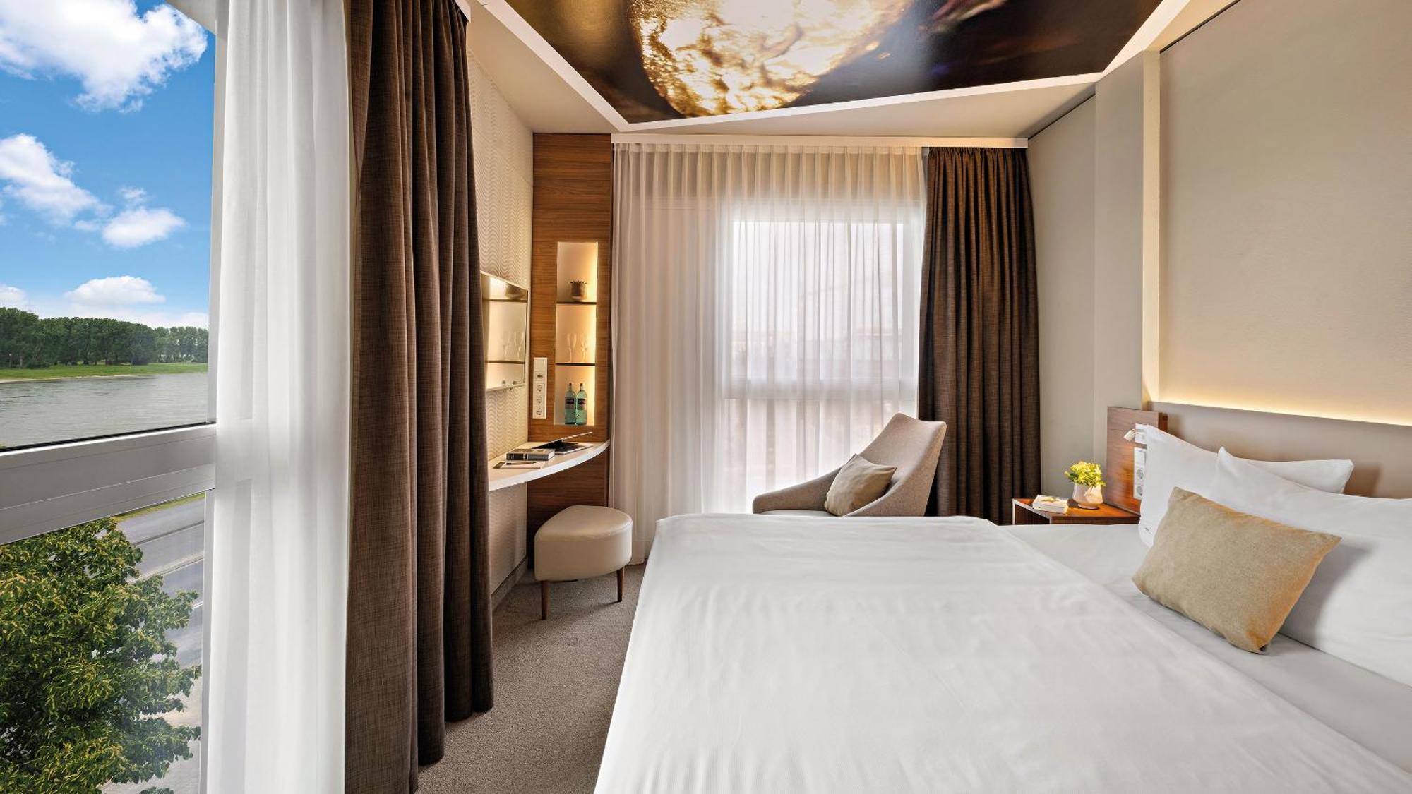 Hey Lou Hotel Monheim Am Rhein Bagian luar foto